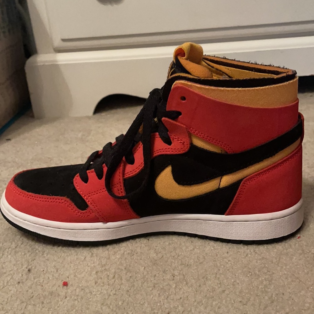 Jordan Nike Zoom Air mid rise sneakers - Picture 2 of 6